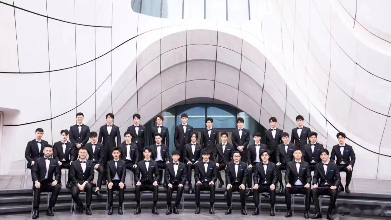 #声入人心团综重启##吾湖音乐局# 白月光归来！《声入人心》团综 发重启，要素过