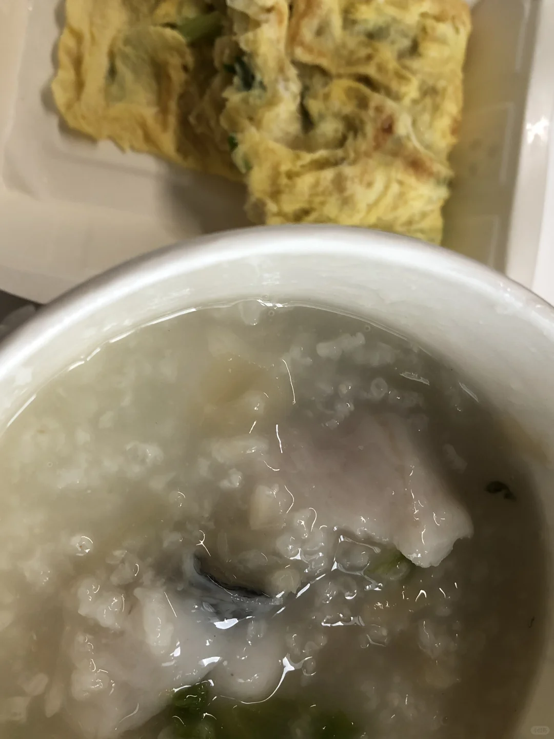 本来胃不太舒服了粥咸的跟吃盐一样🤣