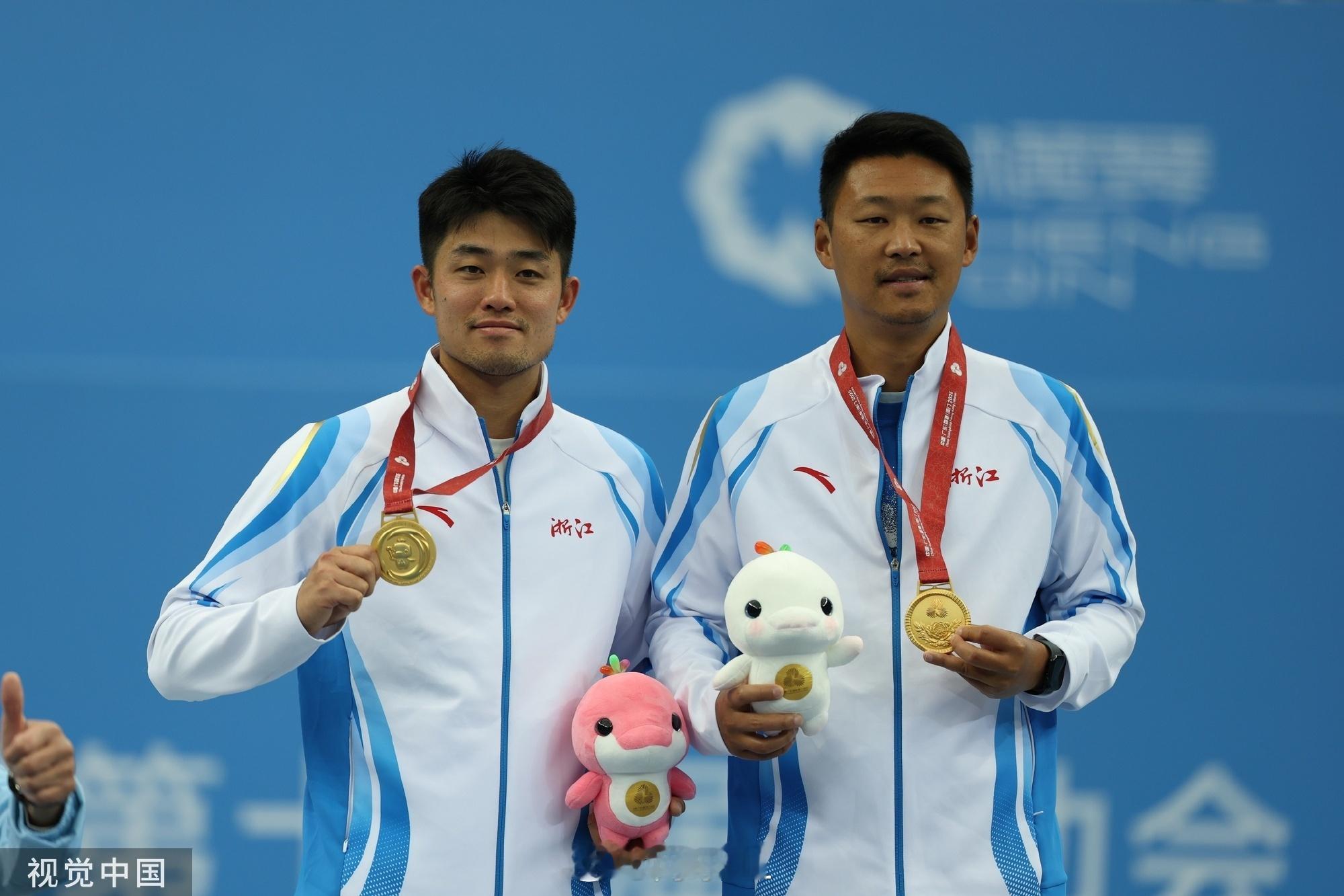 全运会网球金牌获得者👇男单冠军： 浙江队 吴易昺 🎖️男双冠军：江苏队 孙浅