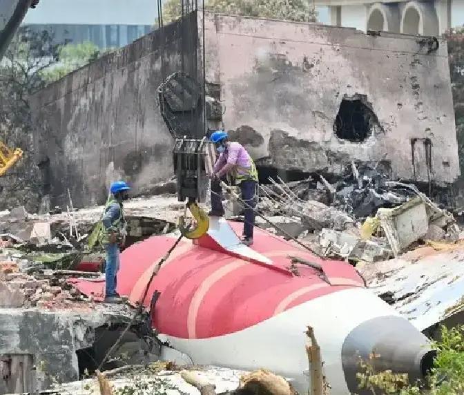 说实话巴基斯坦不应该嘲笑印度飞行员坠机。从视频能看出这位伟大的飞行员是想竭力挽回