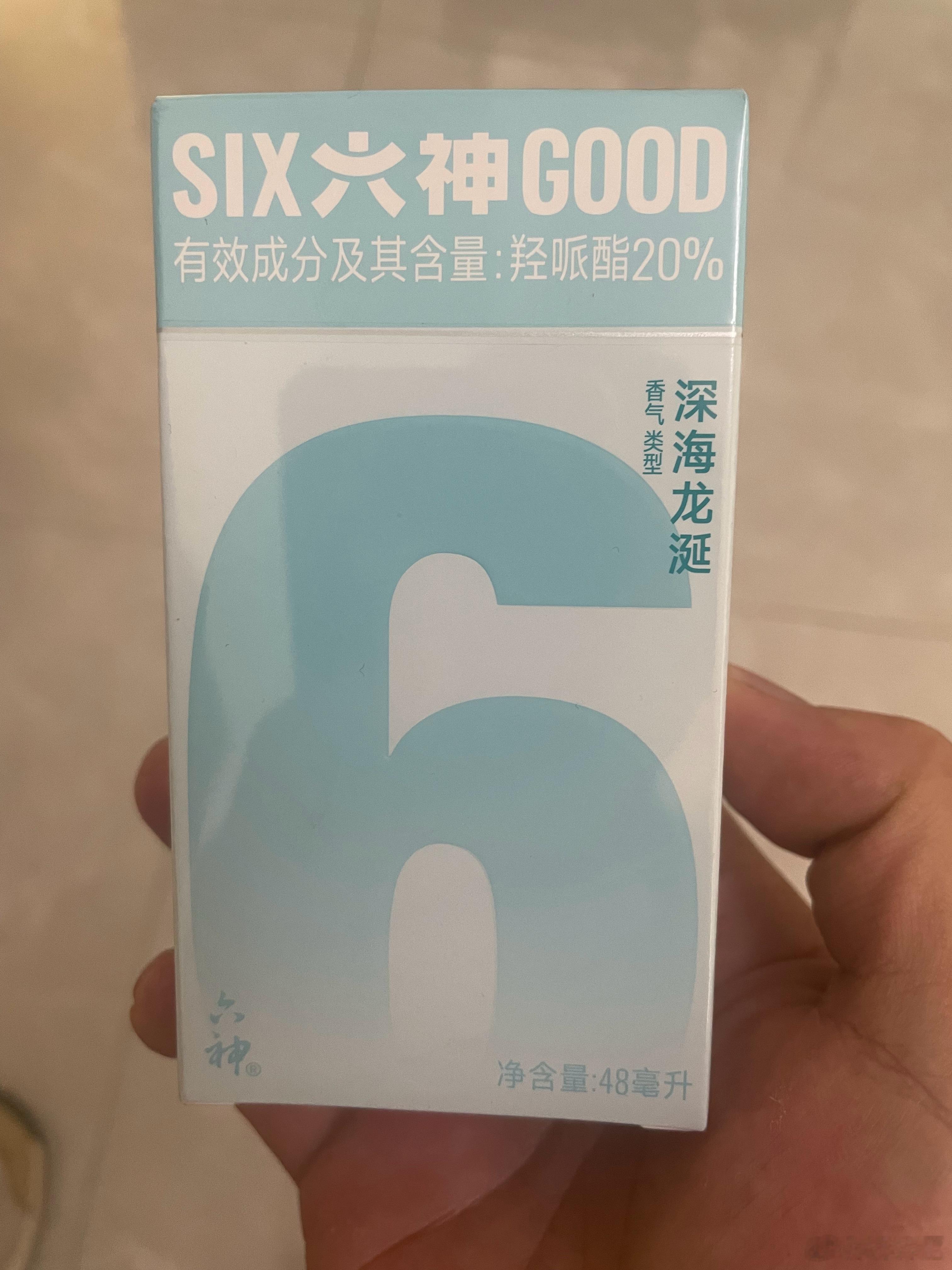这个six god 怎么有点像认识另一位sex god？6里6气的，主要是为啥你