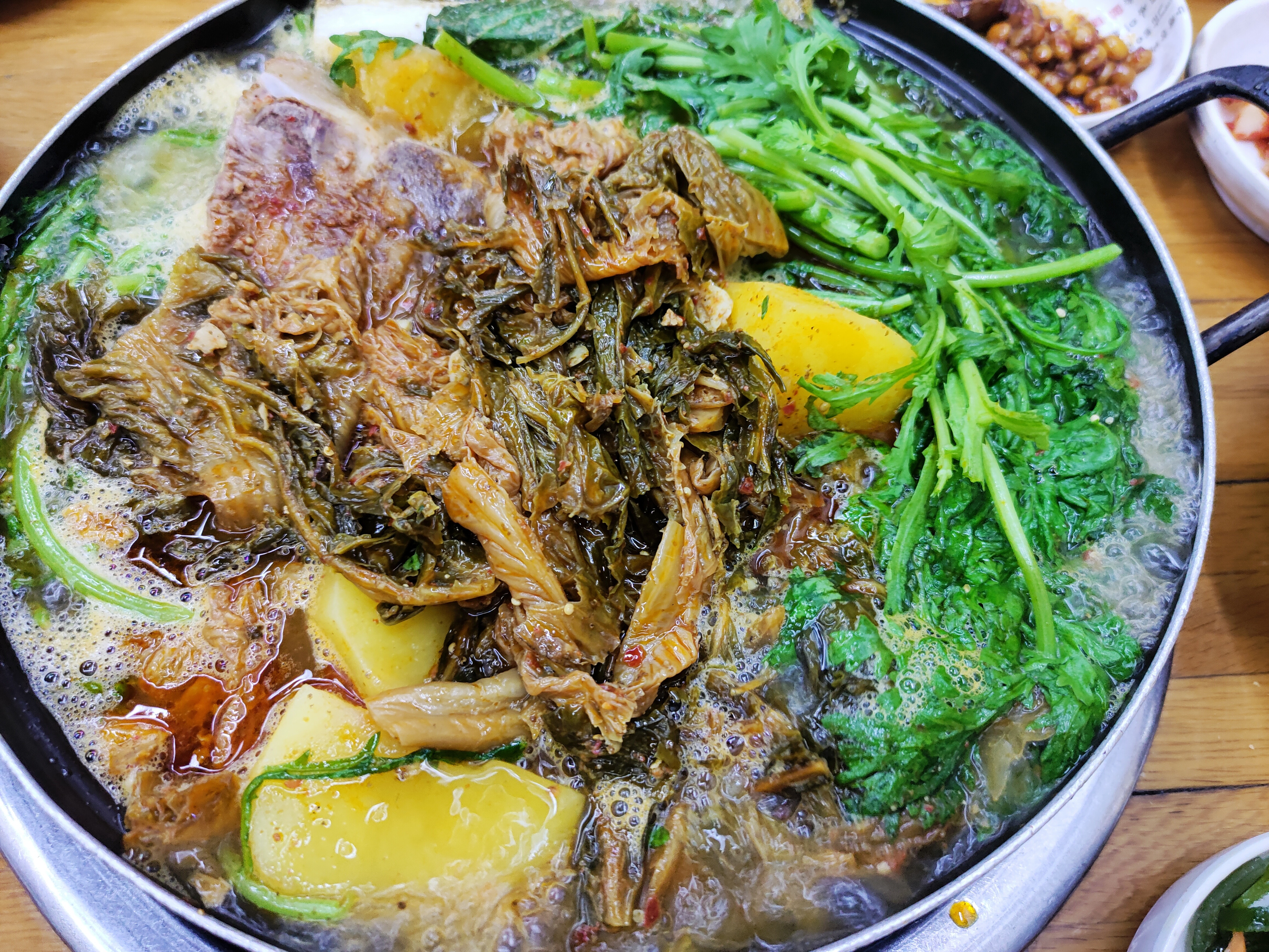 生活手记脊骨汤，好友圈先吃😋 ​​​