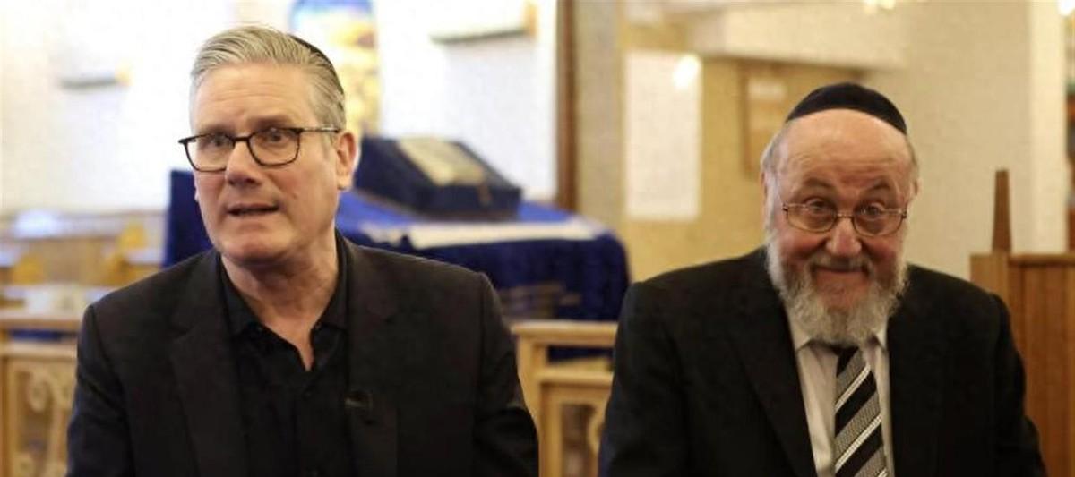 坦率地说，斯塔默这次“变脸”的速度，快到连他自己的唐宁街班底恐怕都没转过弯来。