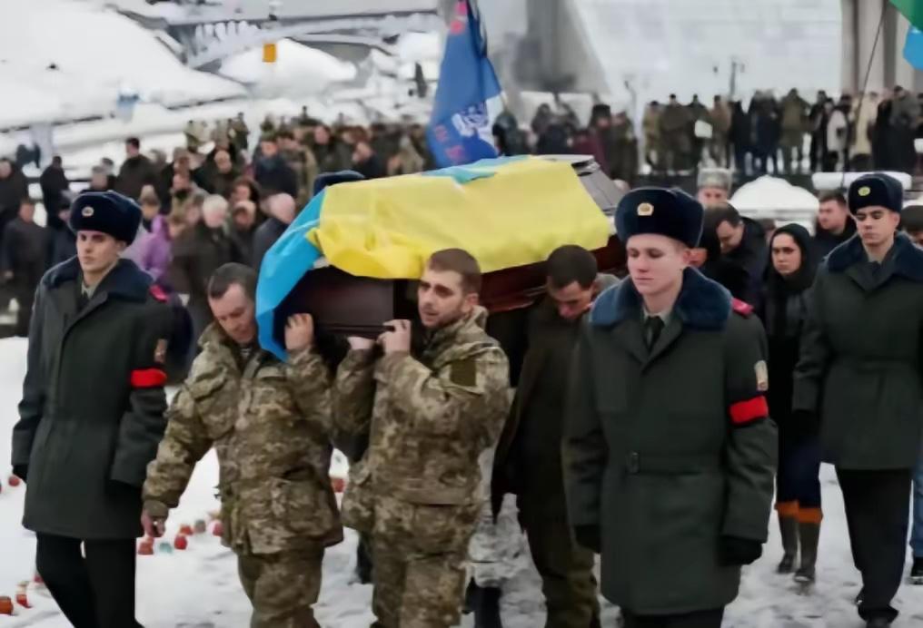 乌克兰的伤亡情况，终于有人说了真话！俄乌两国打了四年左右的时间，俄罗斯的伤亡人数