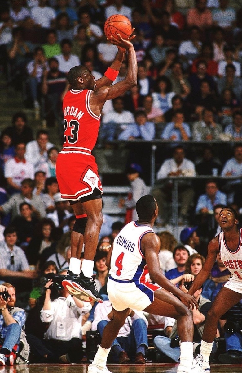 Air Jordan 4 Retro OG “Bred” 复刻日期确定 多尺码发
