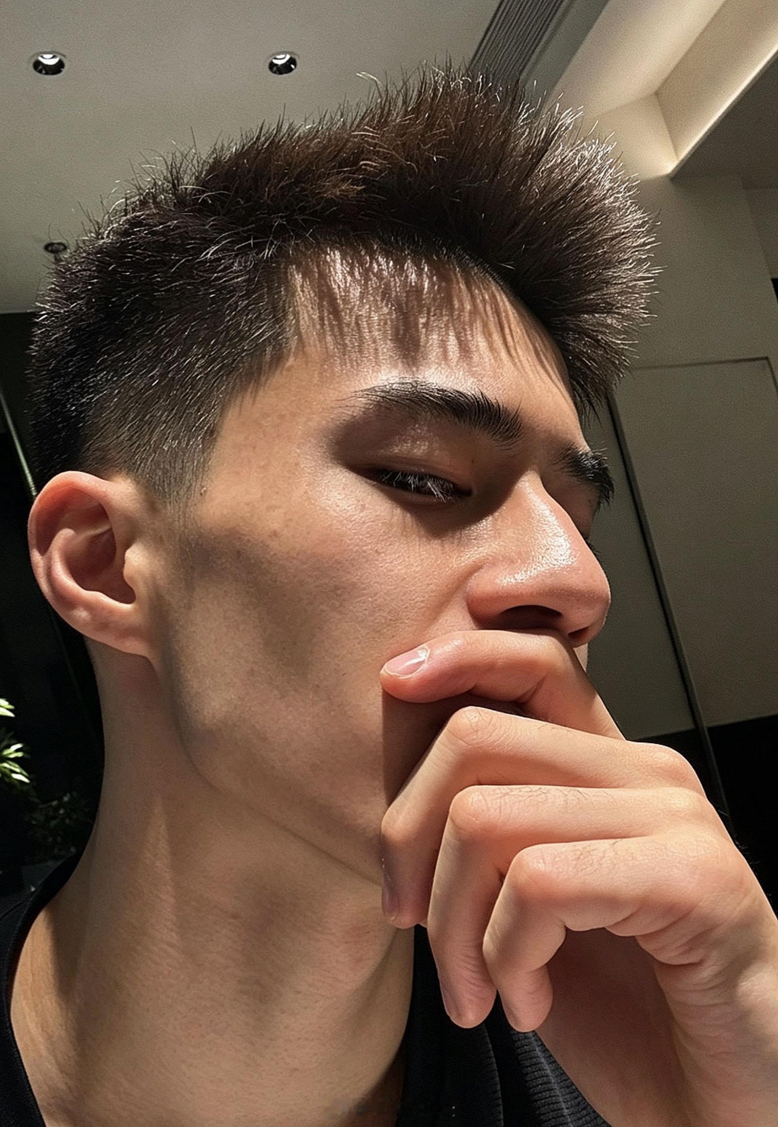 直男