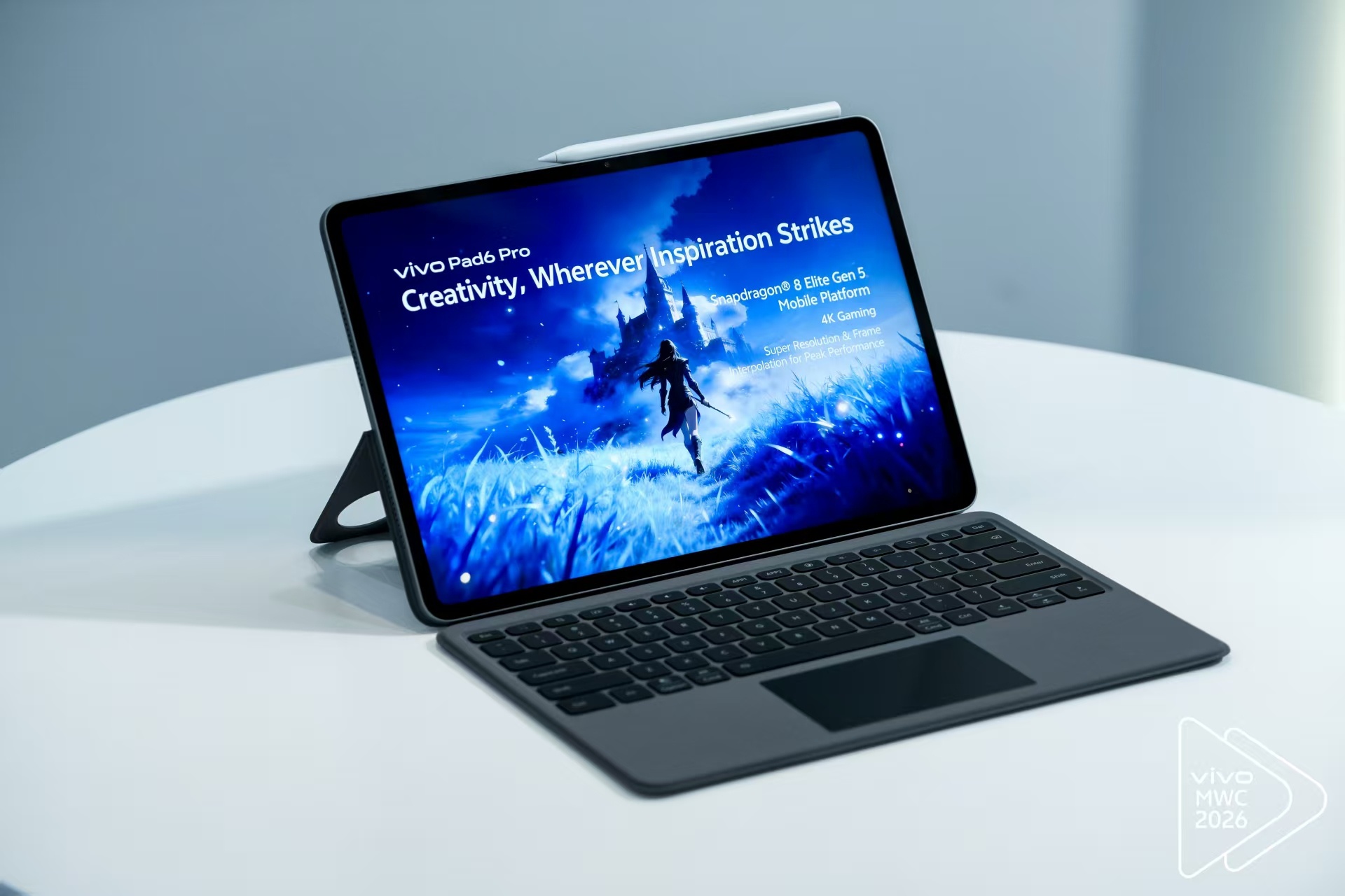 vivo Pad6 Pro全球首秀。首发4K原彩屏，搭载第五代骁龙8至尊版这块屏
