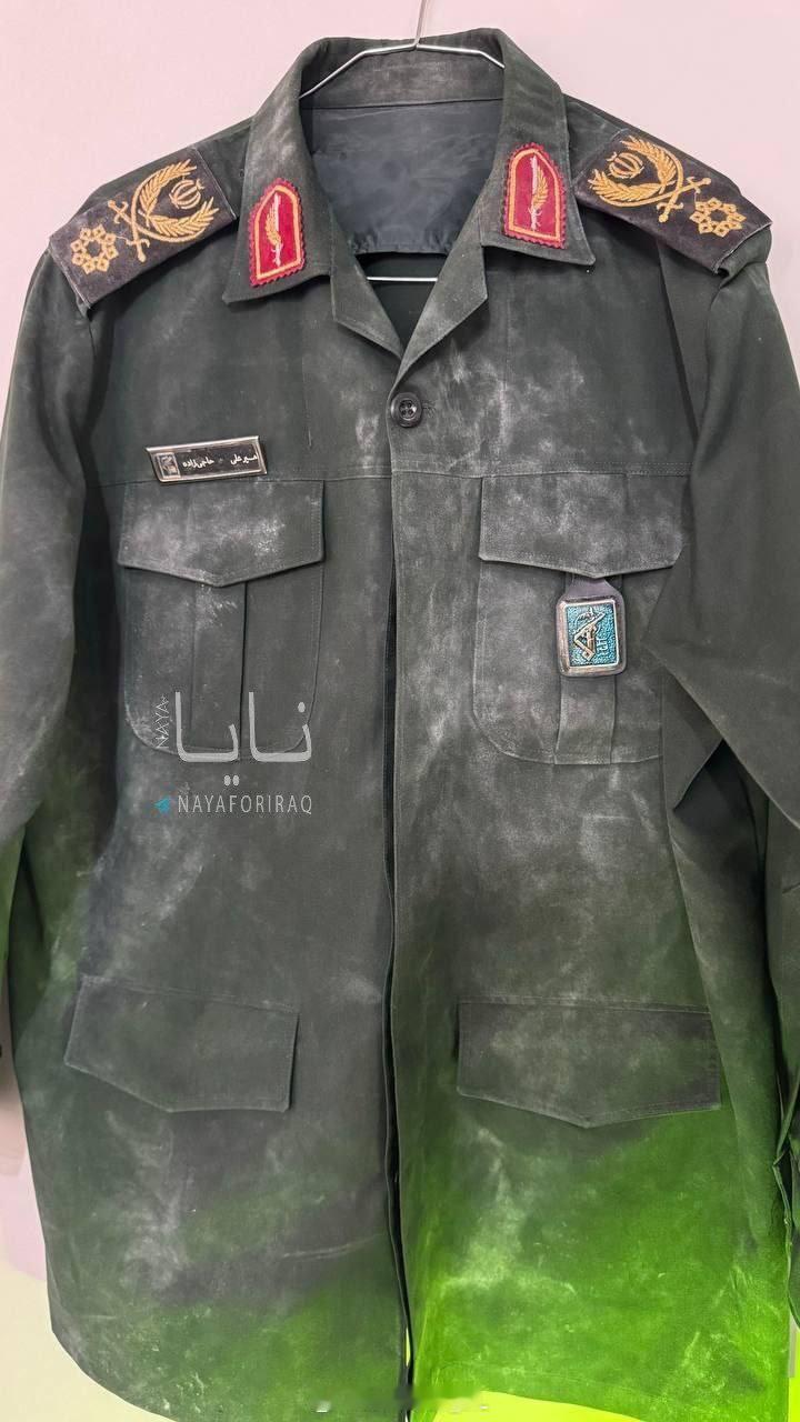 据称是昨天哈吉扎德遇袭身亡时穿的衣服。 ​​​