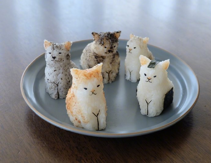 猫猫饭团[馋嘴]！！！by/twitter/mZHtgivNQr33RCL 