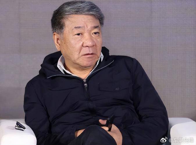 男频两大王者张若昀郑晓龙合作 张若昀适配度直接拉满！自带沉稳坚韧的气质，完美贴合
