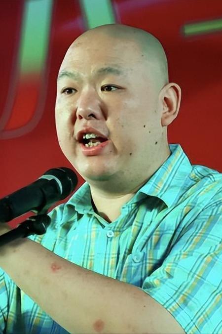 评书大师王玥波说，我的粉丝里，司机最多，因为他们开车不能看视频，只能听广播，听评