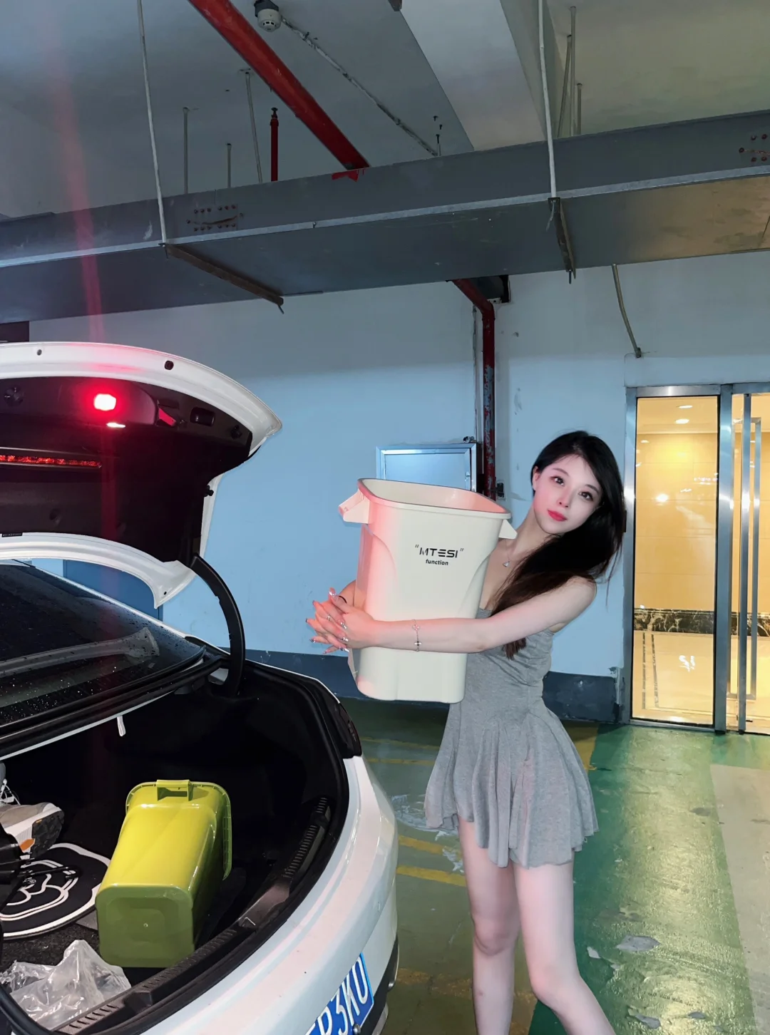 喜提超大工业风垃圾桶