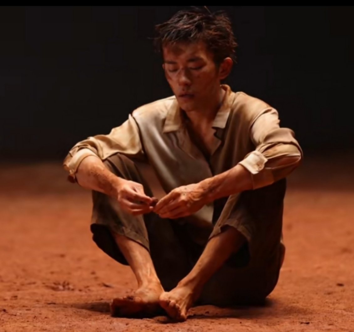 太可爱了救命易烊千玺电影惊蛰无声易烊千玺2025演唱会礐嶨