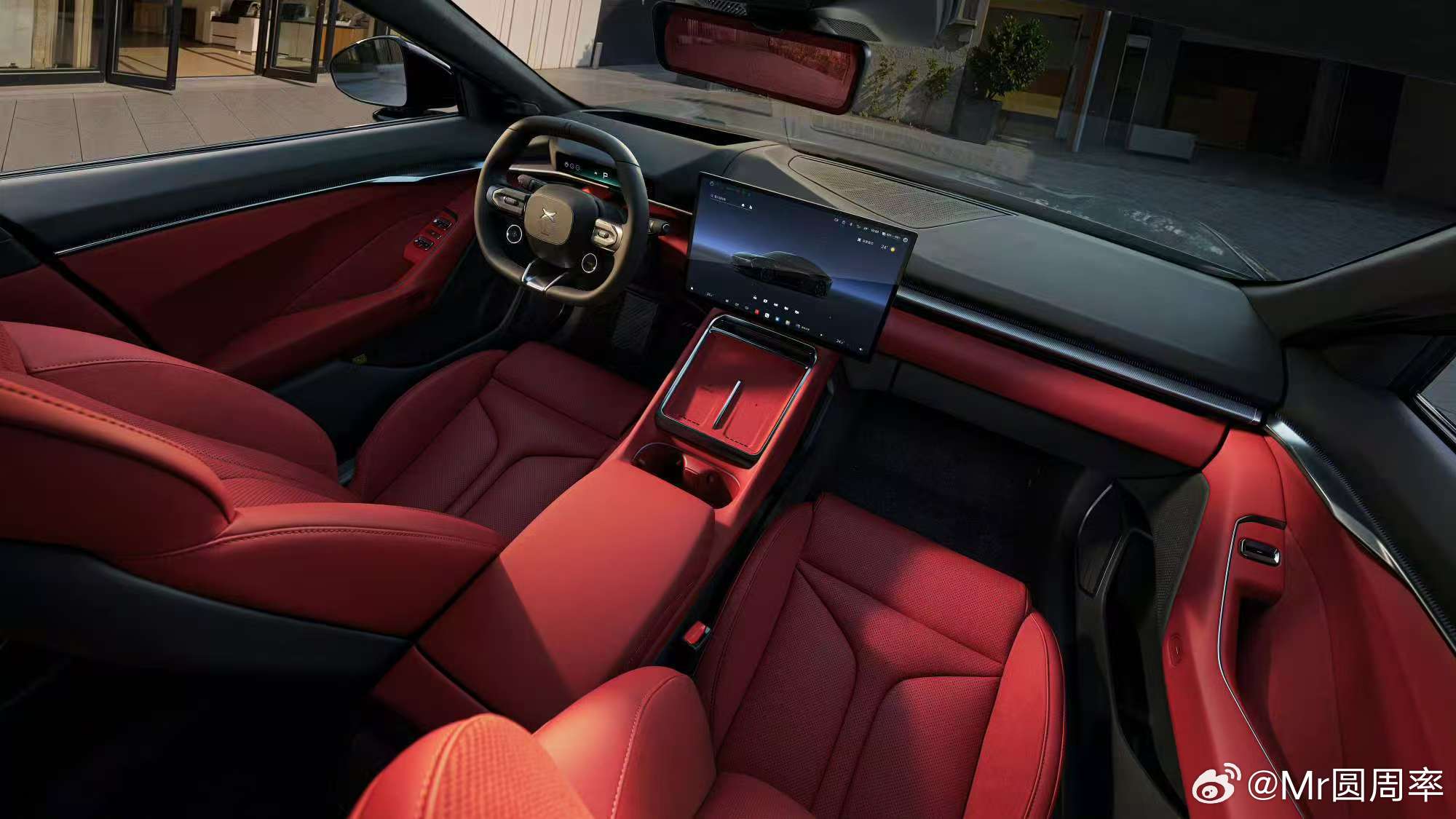 这内饰才符合p7这么个性的外观小鹏p7全新配色星曜红