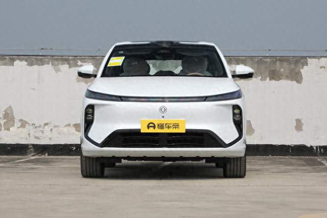 家用插混 SUV 东风风神 L8+，多场景用车表现解析