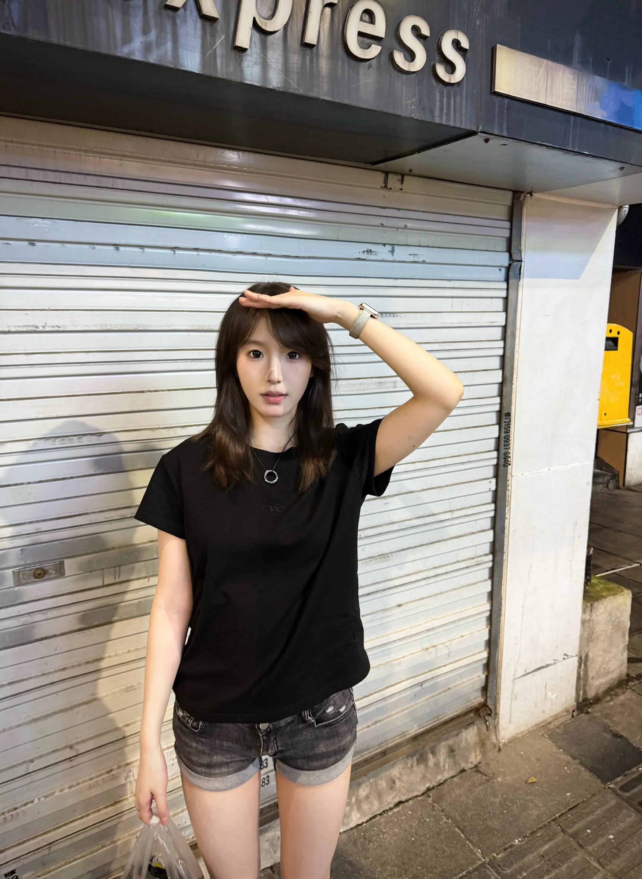 “我 還是很想你 但我們不會再聯系了”