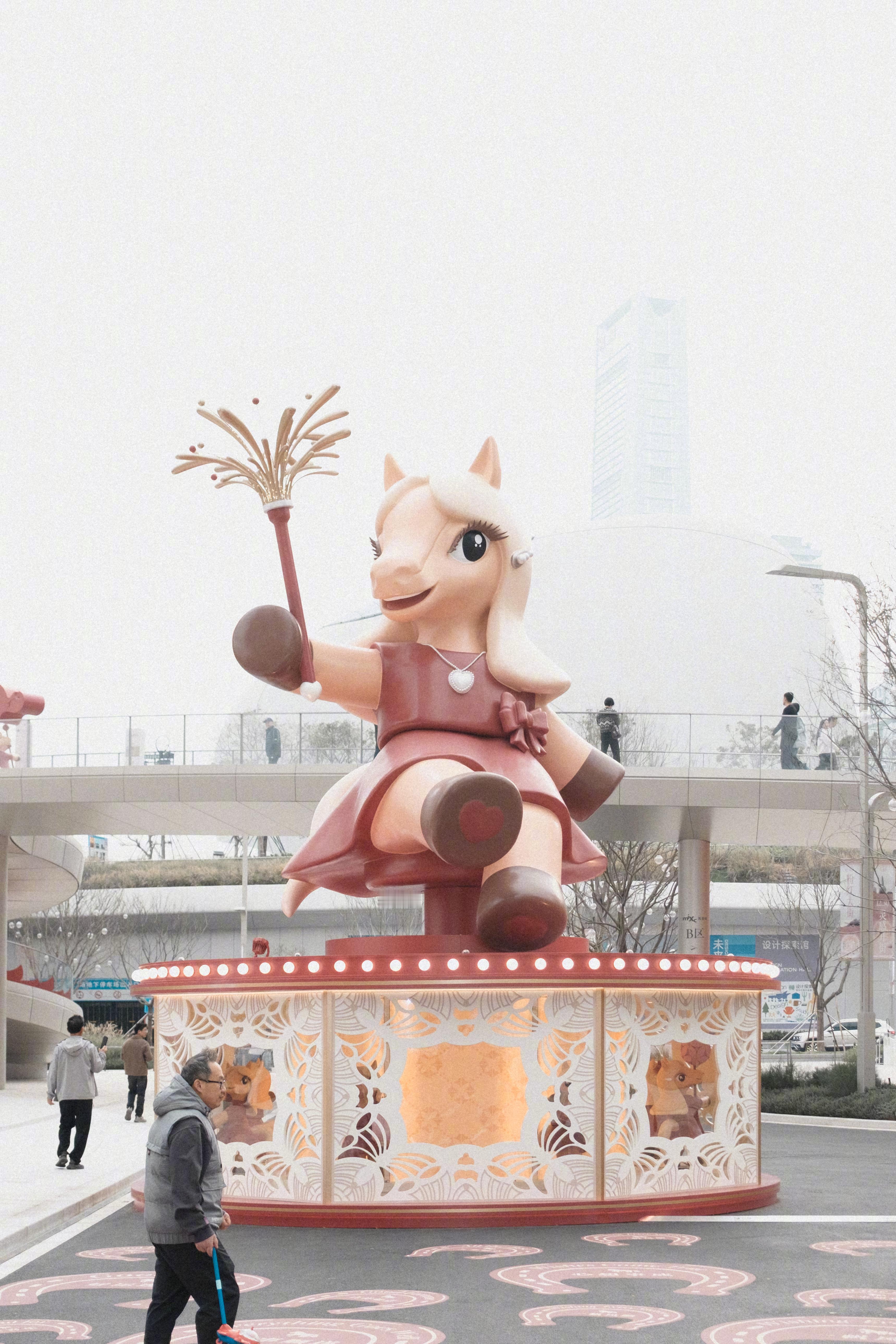 没有什么过不去的事，只有过不去的心情。而心情这东西，只要投入到正在做的事情上，就