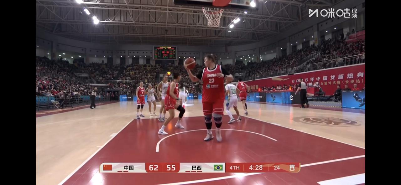 至少中国女篮在长沙完成了两连胜

也许这两场存在这样或那样的问题，例如失误不断，