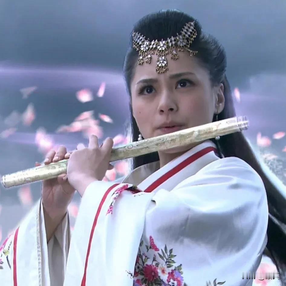 女娲传说之灵珠，怎么这么像犬夜叉

仙乐——桔梗
丁瑶——日暮戈薇
问天——犬夜