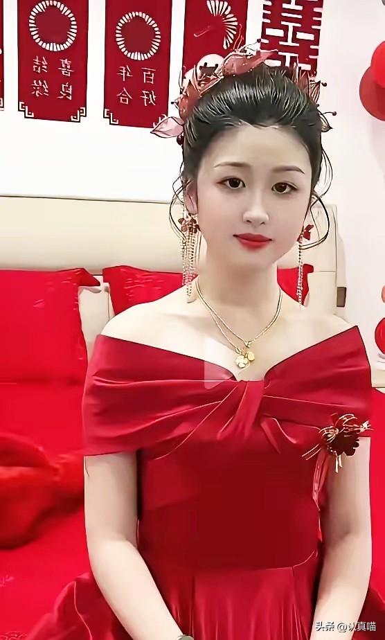 郑州这对研究生婚事火了！这哪是结婚，明明是高知家庭的顶级强强联手

女方免彩礼，