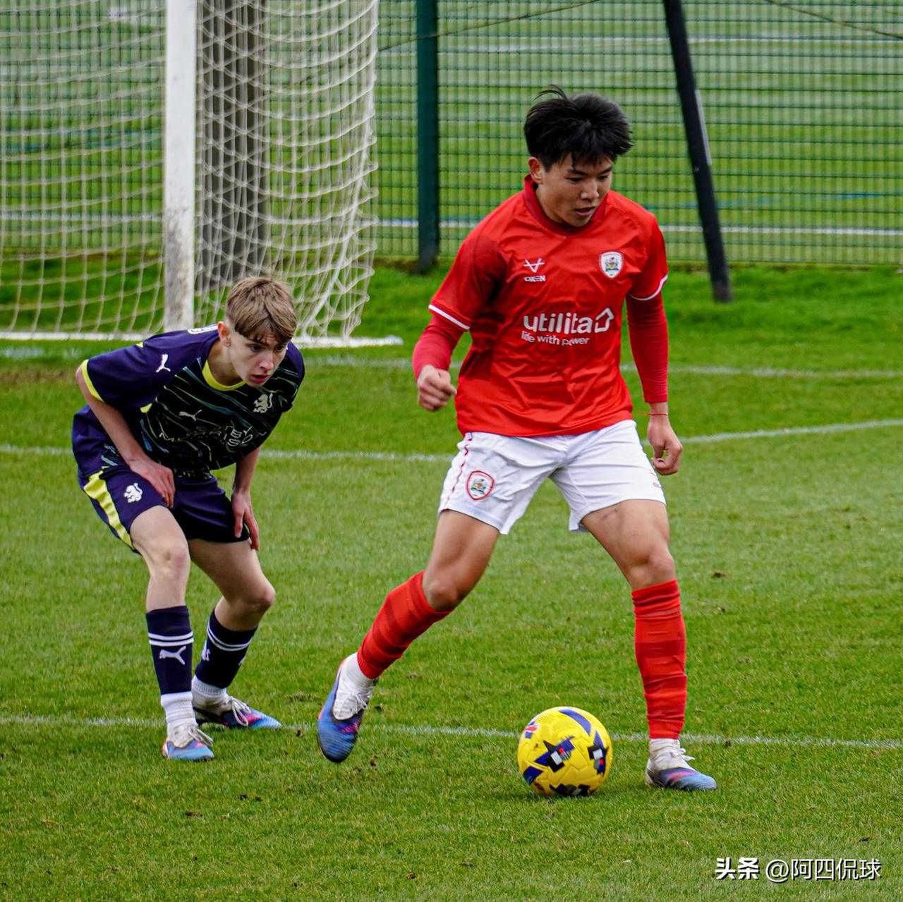 中国U23国家队主力球员徐彬着急忙慌出去留洋，结果只能在英甲联赛巴恩斯利的U21