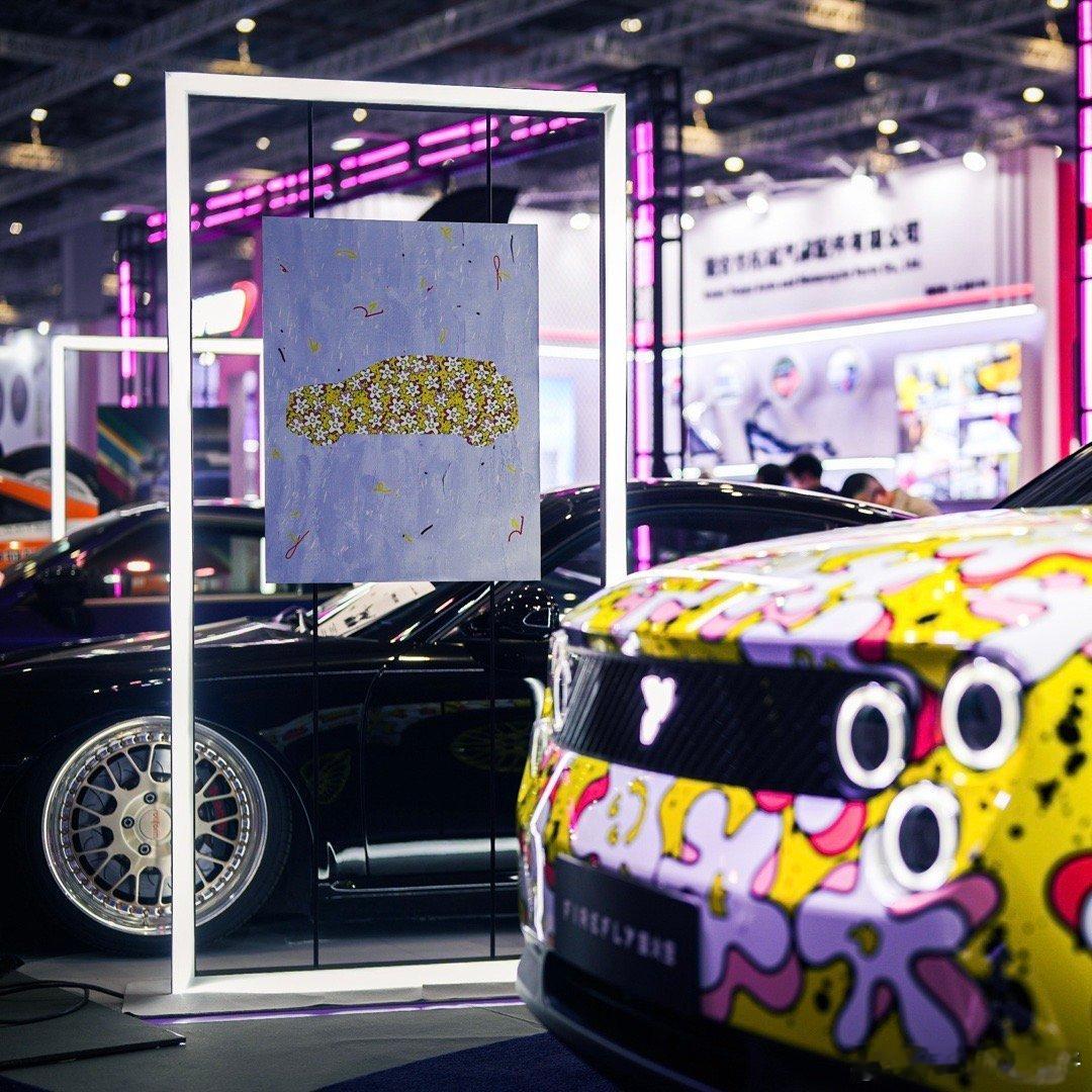 我敢说国内精品小车目前只能由萤火虫莫属，这我真的不是吹。从之前的活动包括这次与我