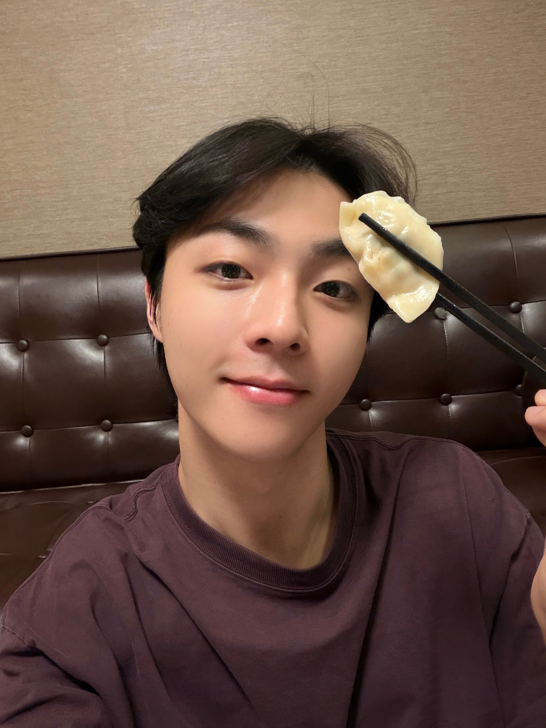 陈立农 陈立农青春为名全球巡回演唱会 我和你之间不要相交线，平行线就很好，我在你