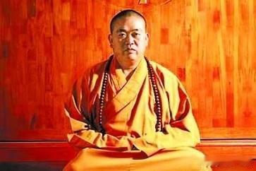 判了，终于判了，终于等到这一天了！释永信一审被判24年，罚金350万元，当庭服判