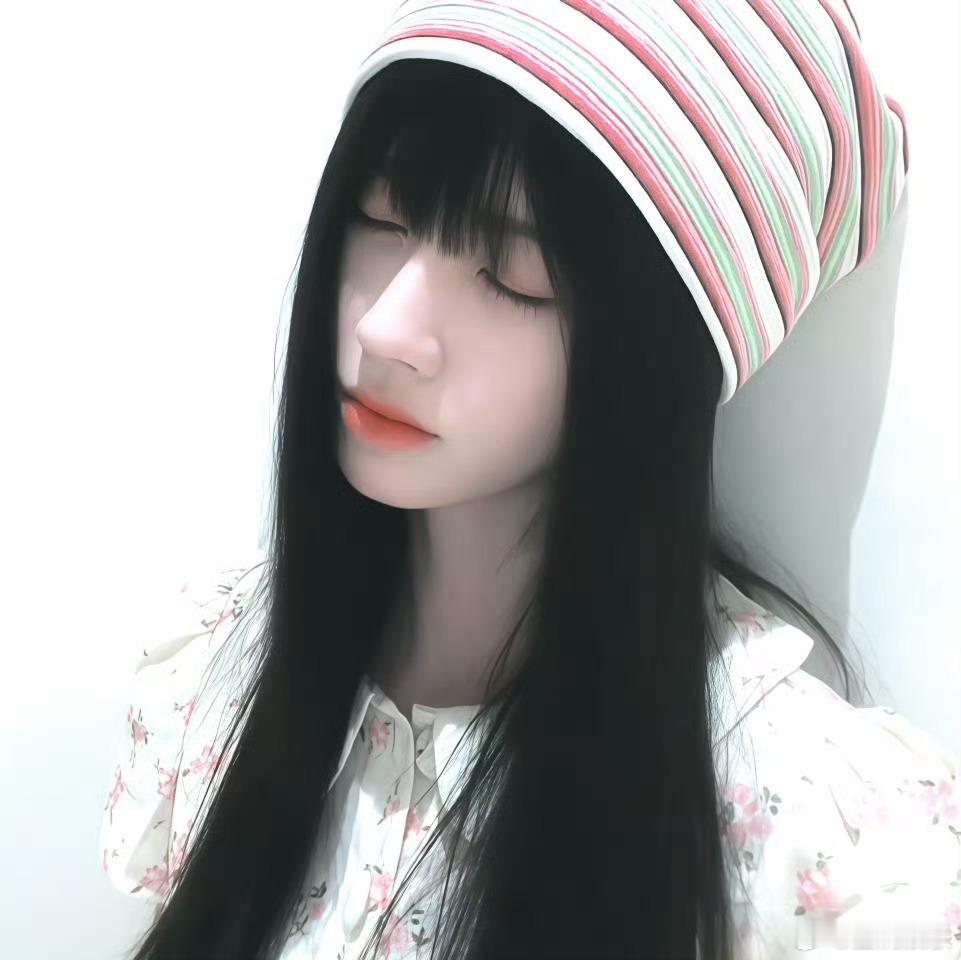 鞠婧祎你被人鲨了，但是被人鲨了的🍊也是齐刘海，此女怎么如此抽象有梗？和白鹿、孟