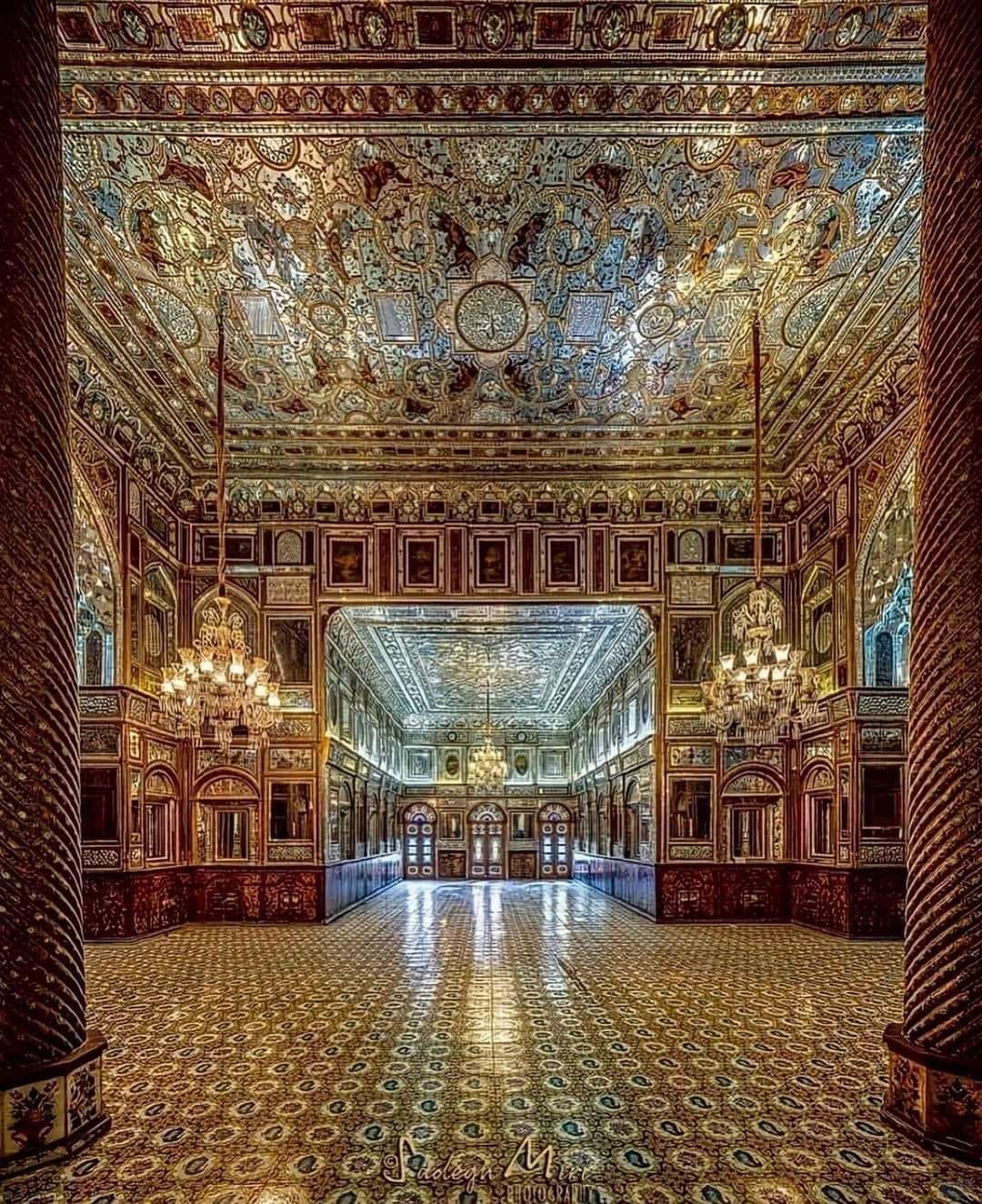 伊朗德黑兰，古列斯坦宮，古列斯坦宫（Golestan Palace）是一个庞大的...