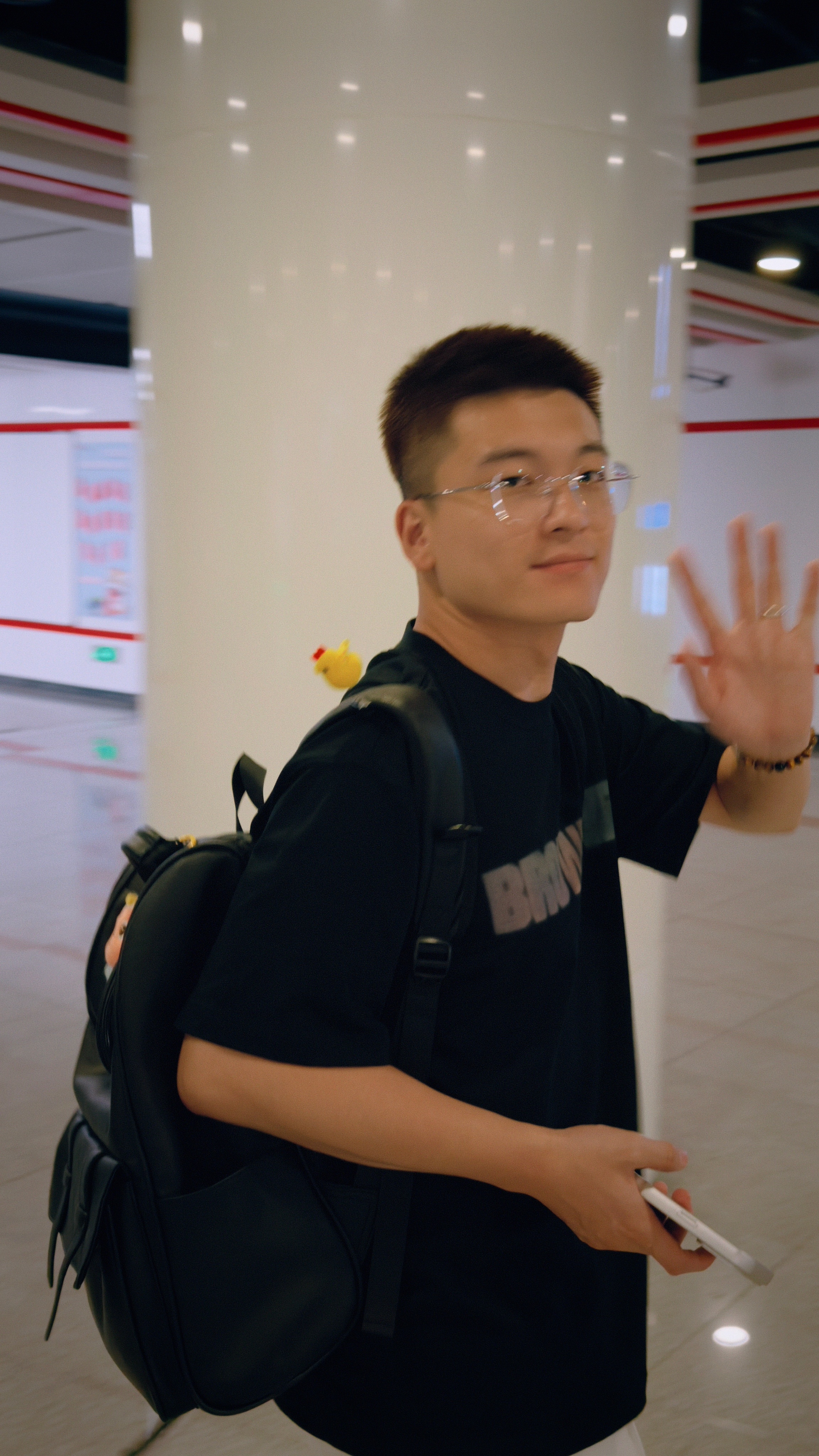？这是什么明星签售会吗？ 