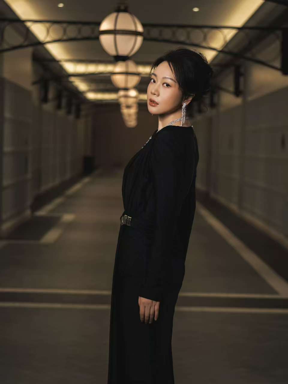 闫妮首获金莲花最佳女主 必须为闫妮疯狂打call！首获金莲花最佳女主角，实至名归