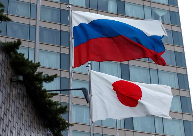 日本军工遭“双线锁喉”！中国断供后，俄罗斯也补刀，扩大对日出口禁令

要知道日本