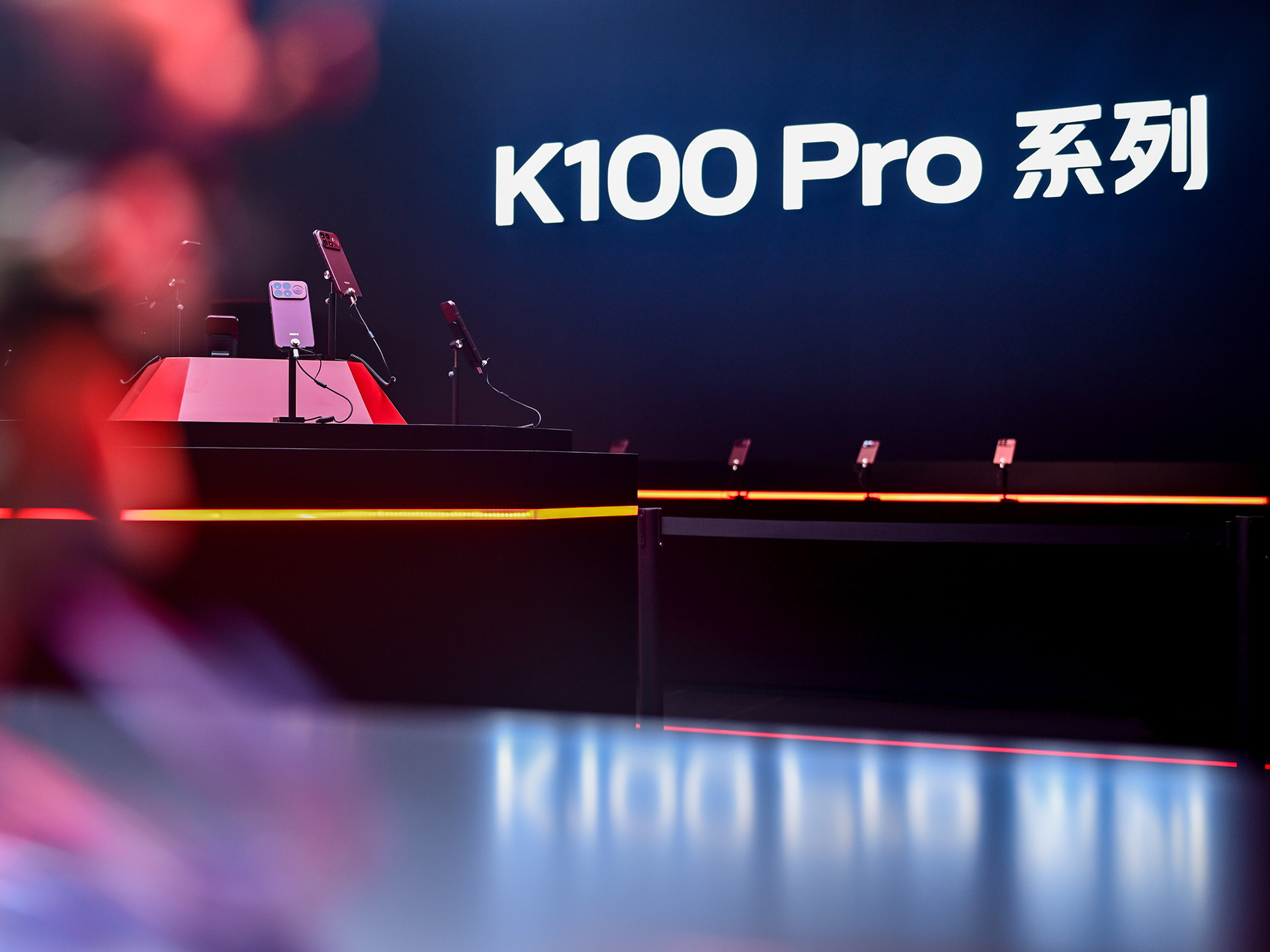 花更少的钱，享受更顶级的性能与游戏体验，对此REDMI K100 Pro Max