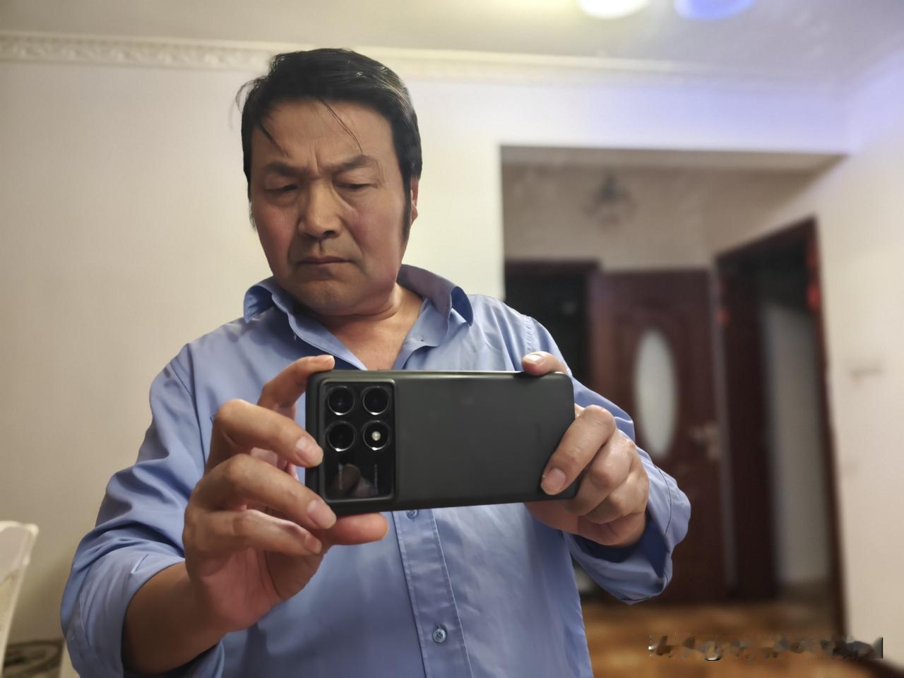 唉，我这颗老牙看来是保不住了
        我下颚右侧的第二磨牙，已经烂掉了一