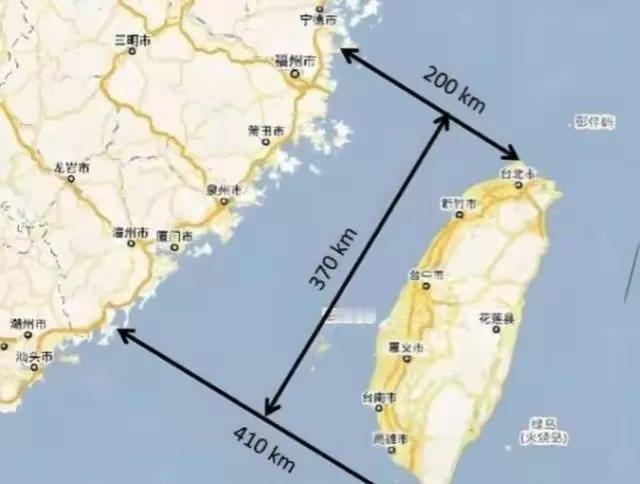 中国高层绝对有高人，围台这件事上，他们走得特别稳，一步步把局势推向自己想要的方向