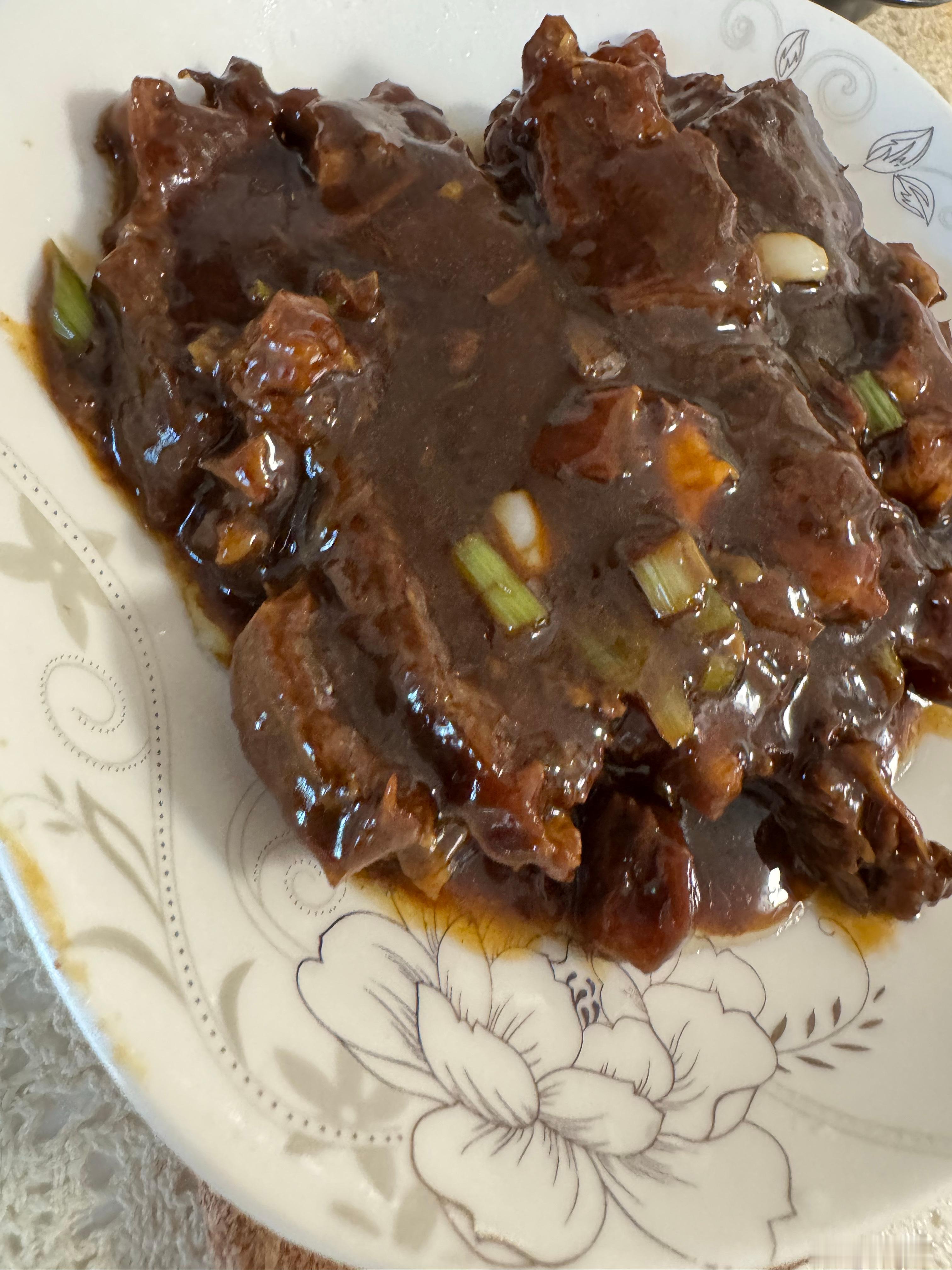 扒肉条成功勾芡勾的有一点点厚