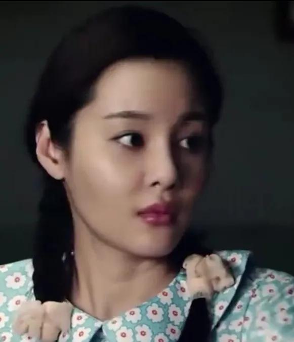  小当和槐花是王冕与曹琦饰演的，小当泼辣，槐花可爱，演艺的都很不错，那个给你留下