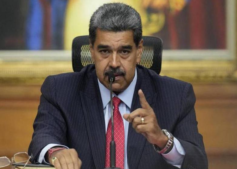 不是装备不行！
马杜罗被抓，
问题出在人身上！


马杜罗的雷达
难道真成了摆设