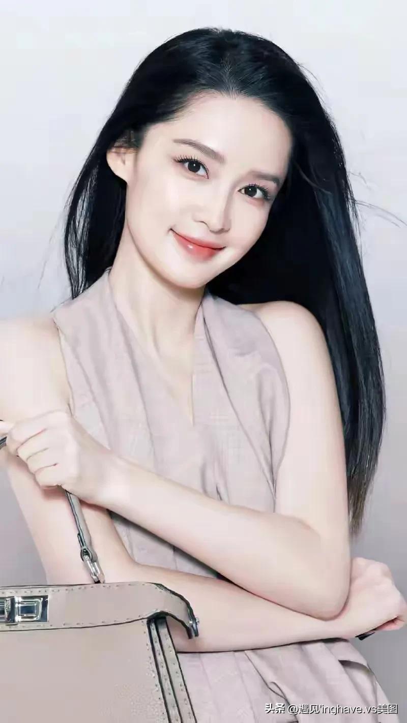 李沁等美女