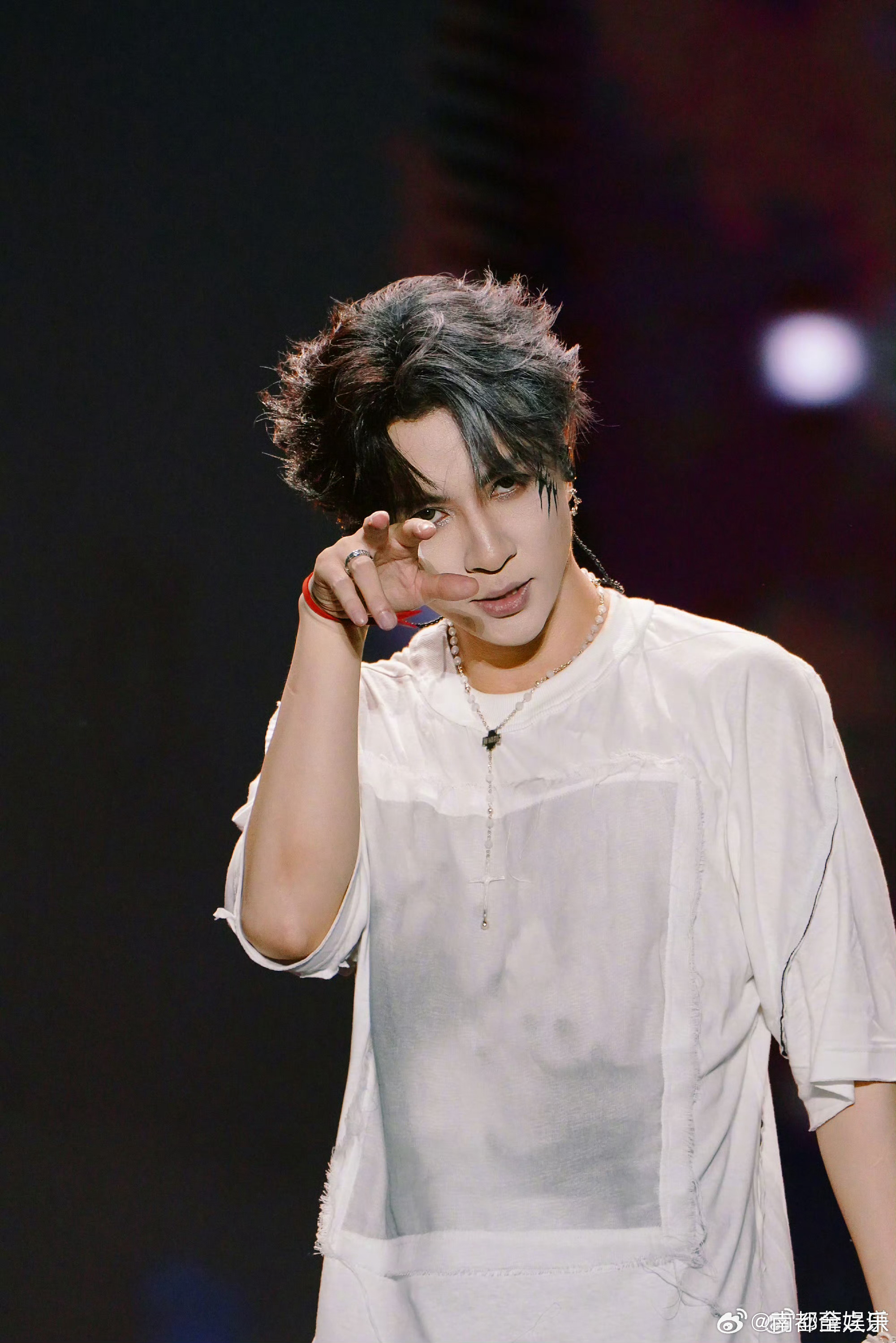 薛之谦方回应薛之谦方否认联系李雨桐经纪公司潮石音乐针对相关爆料发布声明回应，称相