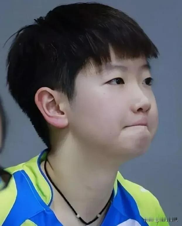 #你最喜欢孙颖莎的什么#
没有什么最喜欢的，只是简单的喜欢。可能是她着甜美的外貌