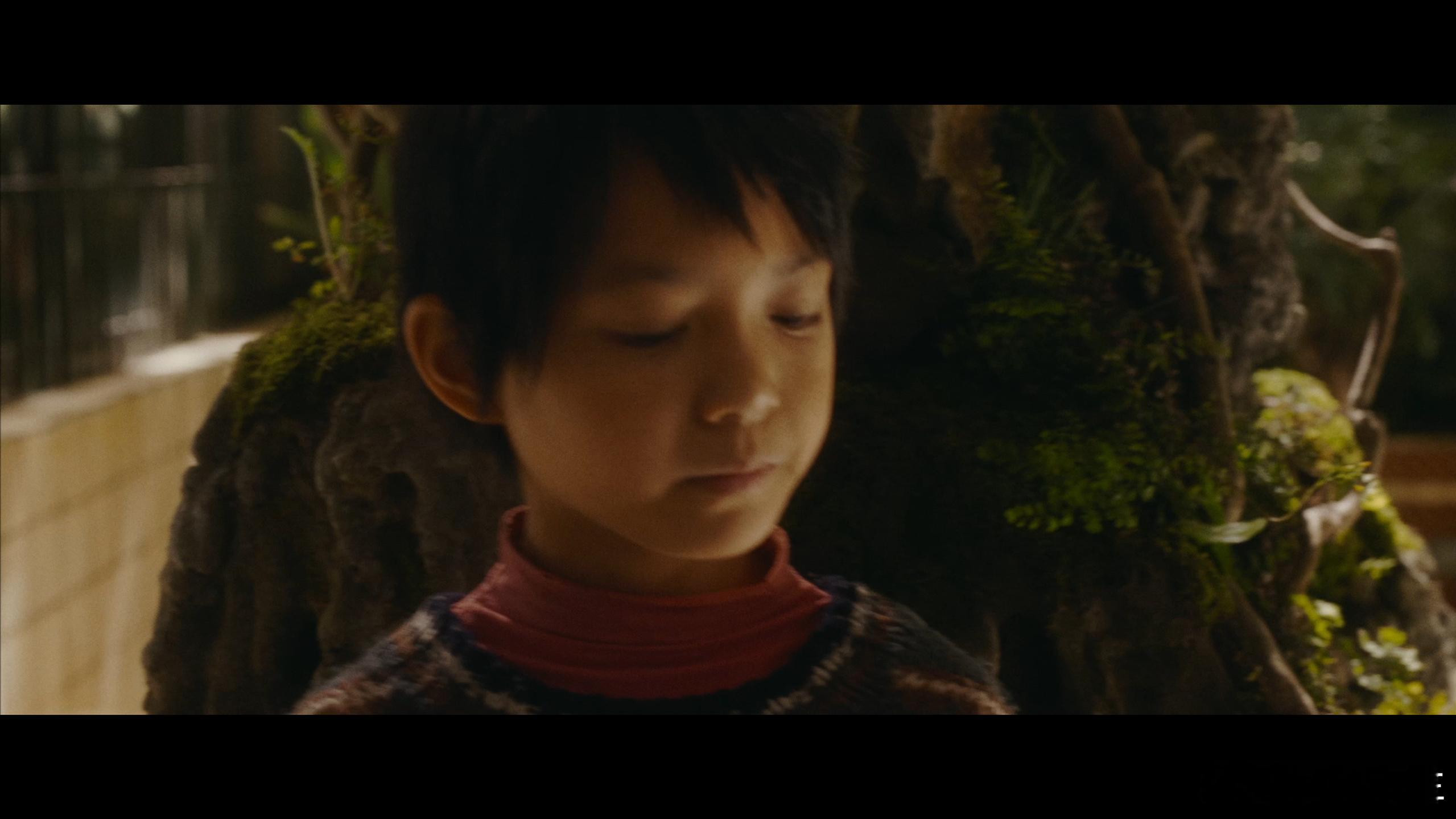 易烊千玺 一个世纪后见 他饰演的迷魂者太颠覆！佝偻身形 + 模糊面庞 + 眼角泪