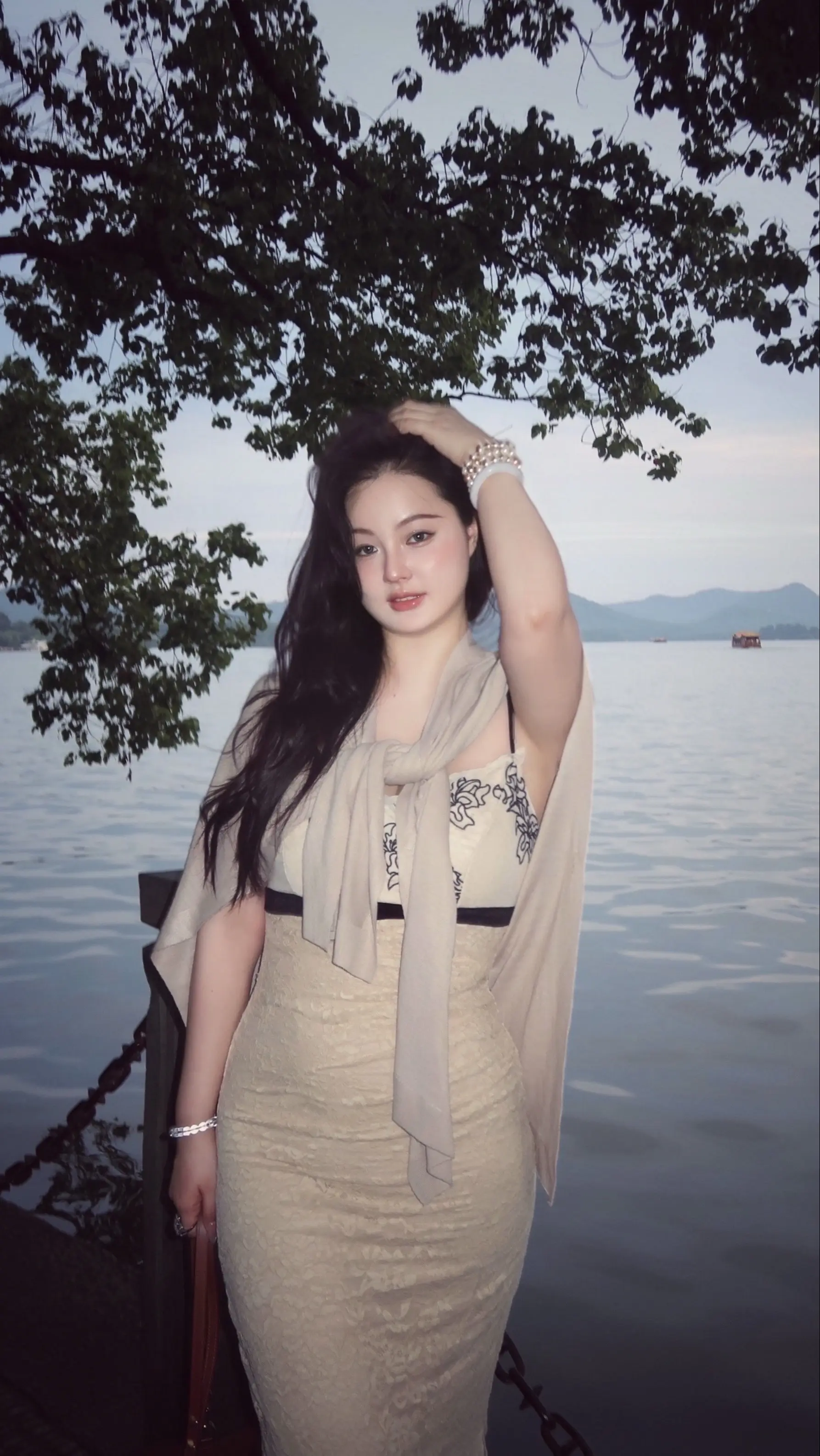 你像一场大雨 淋湿我的眼睛