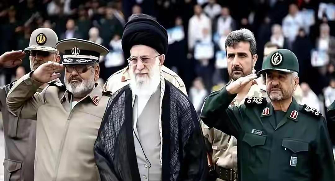 全球油价要爆了？霍尔木兹海峡封锁60天，是想逼美国重回谈判桌？