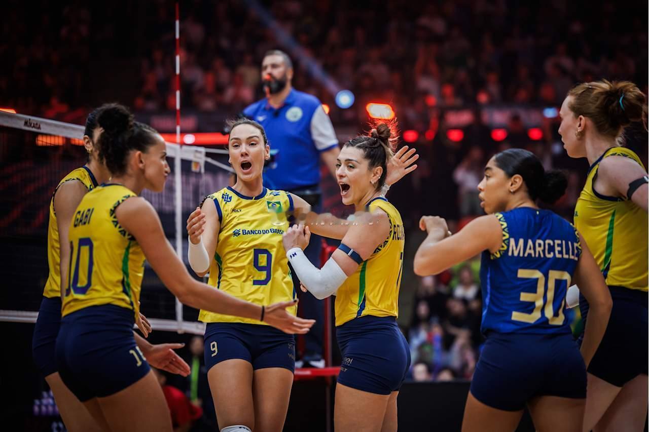 2025年女排世锦赛三四名决赛🥉巴西女排vs日本女排第二局：25-17大比分：