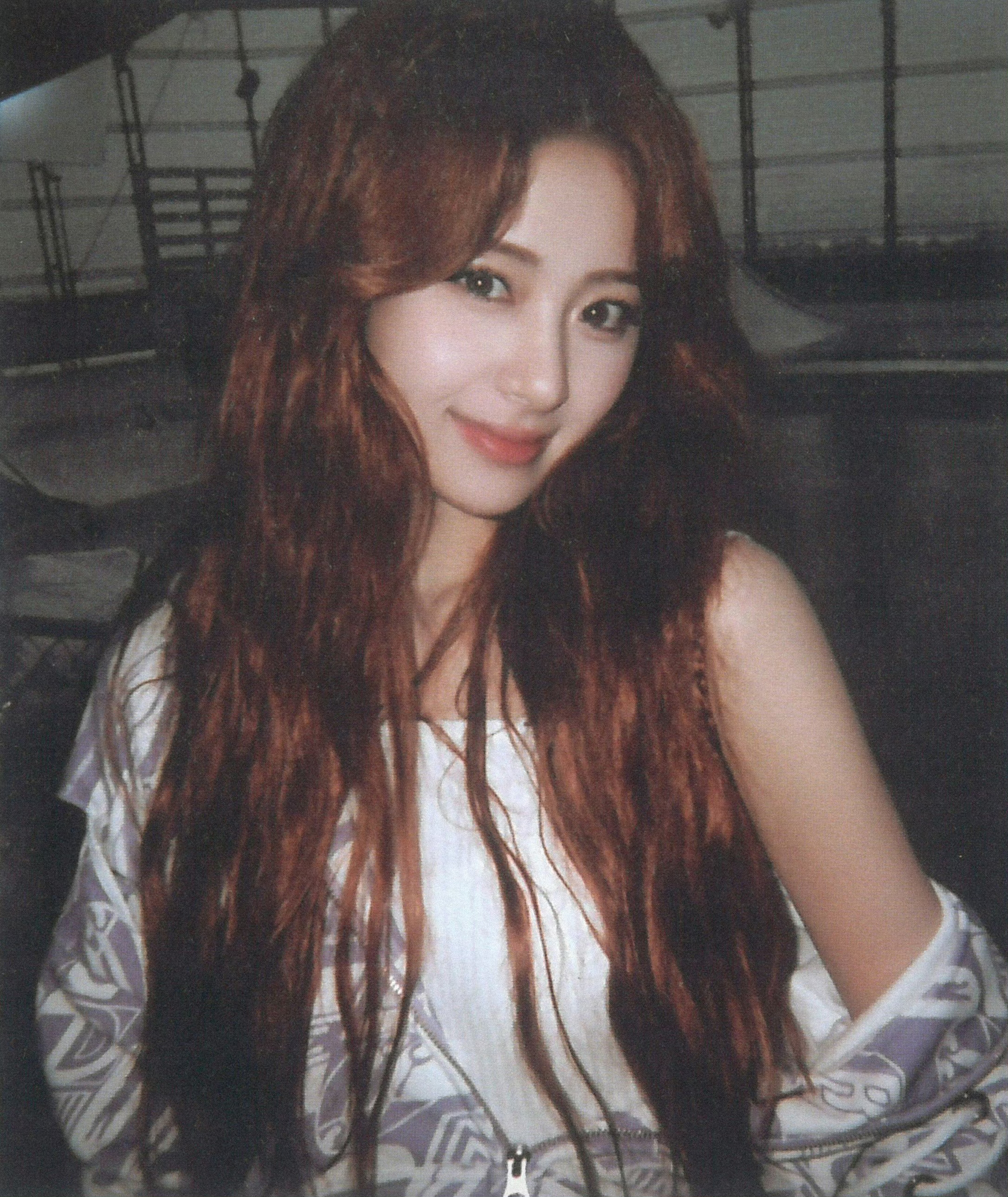 嗑颜bot 许允真 胶片🎞️ 