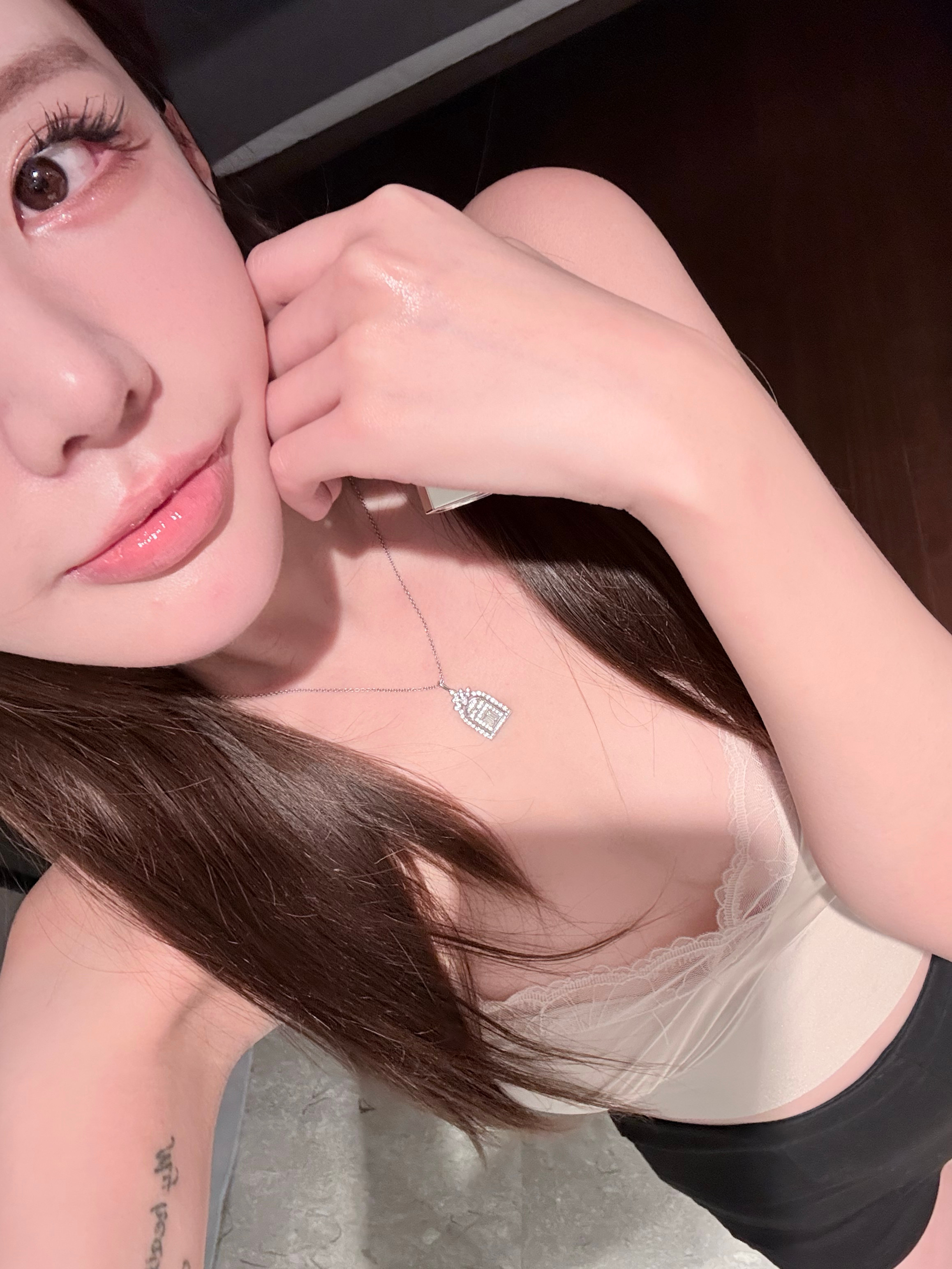 好嫩好嫩！没想到这么便宜还能买到满意的唇釉深唇快入！ ​​​