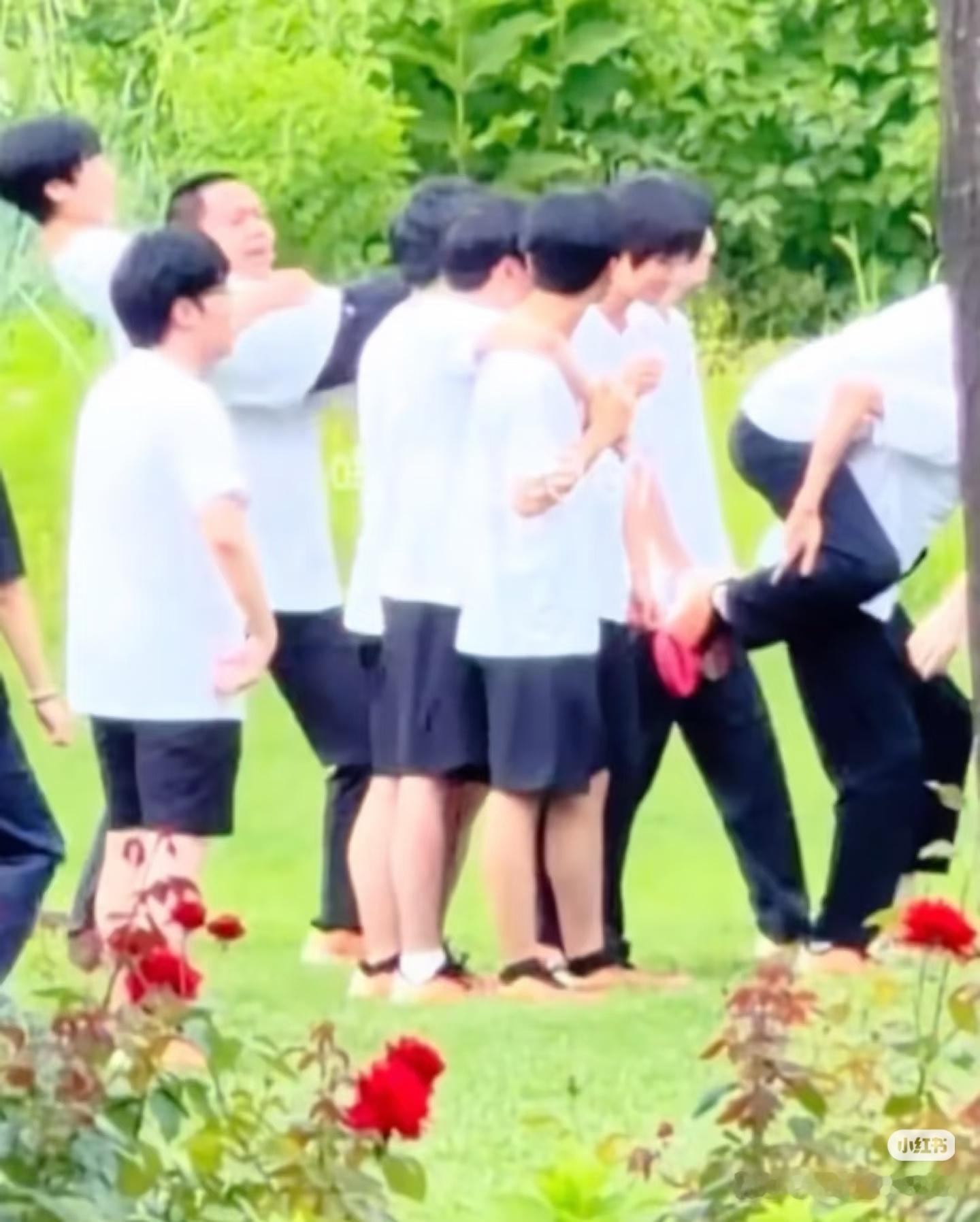 哎嘛呀……又是公主抱，又是转圈圈