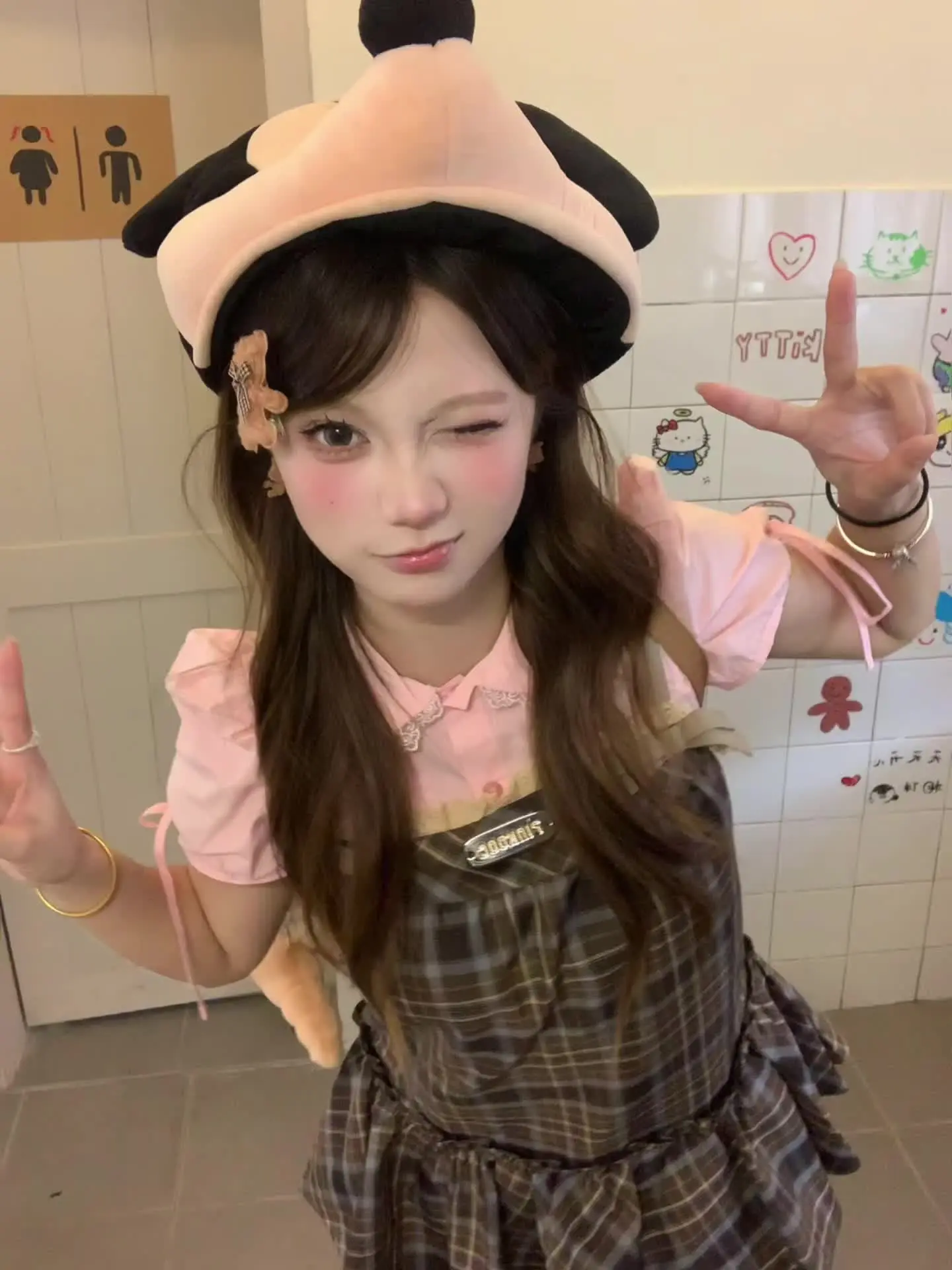 韩韩嘟拍照姿势get✨。